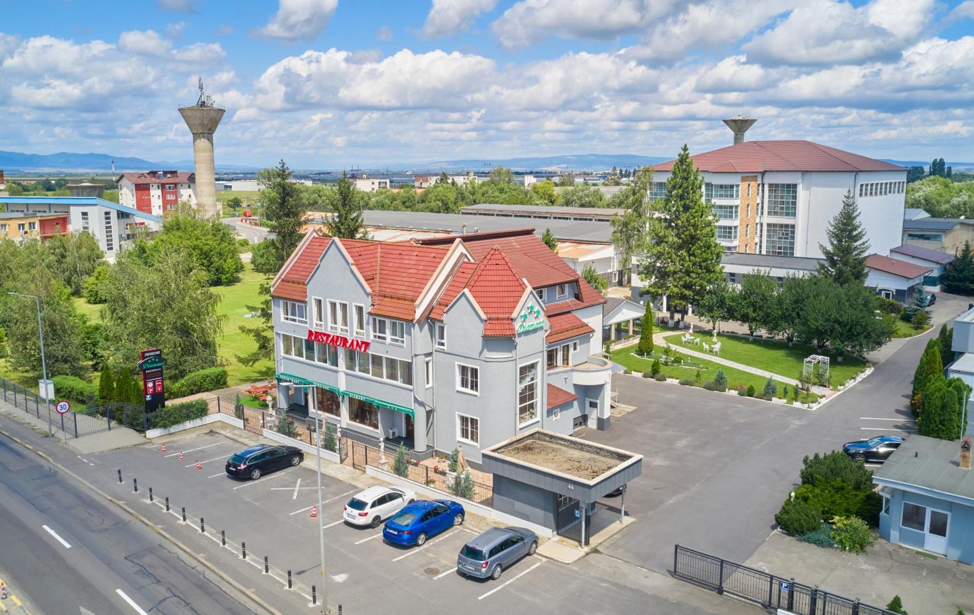 Pensiunea Diamant Ghimbav Bagian luar foto