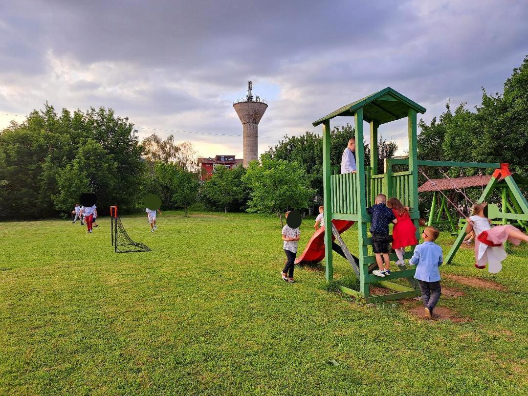 Pensiunea Diamant Ghimbav Bagian luar foto